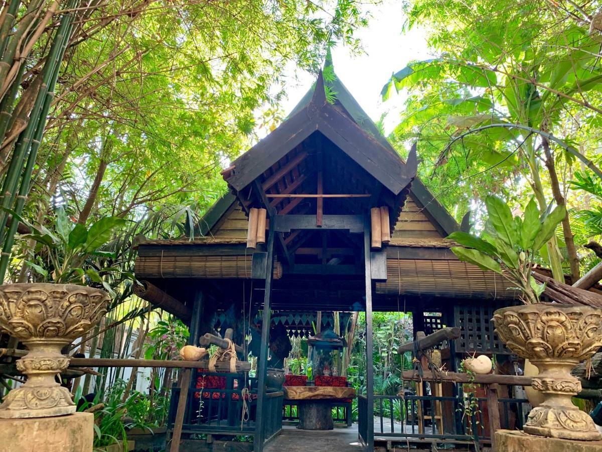 เพทิท วิลล่า บูทิค&สปา เสียมราฐ ภายนอก รูปภาพ